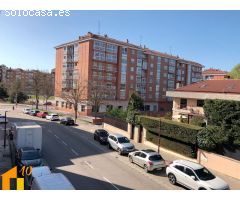 Piso en venta en Plaza Pio Baroja.