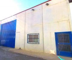 Nave en venta o en alquiler en el Poligono Industrial Oeste