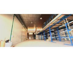 Nave en venta o en alquiler en el Poligono Industrial Oeste
