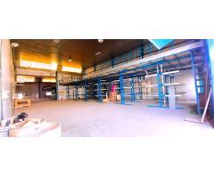 Nave en venta o en alquiler en el Poligono Industrial Oeste