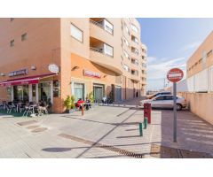 LOCAL COMERCIAL EN VENTA EN ORIHUELA ( JUNTO A CENTRO MÉDICO ÁLVAREZ DE LA RIVA).