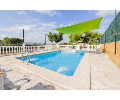 CASA EN VENTA CON AMPLIA PARCELA Y PISCINA EN COX (ZONA JABONEROS)