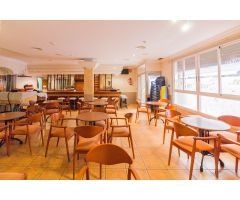 CAFETERÍA/NEGOCIO EN REDOVÁN .