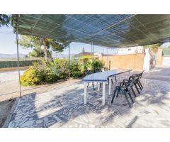 CASA EN VENTA CON AMPLIA PARCELA Y PISCINA EN COX (ZONA JABONEROS)
