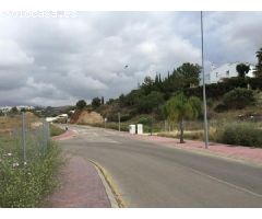 Ultimas parcelas libres unifamiliares y aisladas en urbanizacion El Mirador de la Sierrezuela.