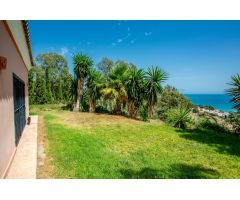 Impresionante villa con exclusivas vistas con 6 dormitorios y 5 baños en Benalmádena-La Capellanía