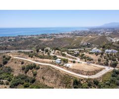 Apartamento planta baja de 2 dorm., 2 baños con Jardín a 5 minutos de Marbella