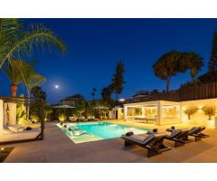 Villa de lujo de 5 dormitorios y 5 baños en Nueva Andalucía, Marbella