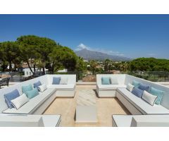 Villa de lujo de 5 dormitorios y 5 baños en Nueva Andalucía, Marbella