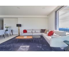 Ático de 2 dormitorios y 2 baños con espectaculares vistas al Mar y Campo de Golf. Obra Nueva