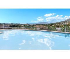 Ático de 3 dormitorios, 2 baños, terraza y solarium en Los Pacos, Fuengirola. Obra Nueva