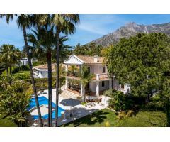 Villa de lujo de 4 dormitorios y 4 baños en Sierra Blanca, Marbella