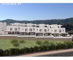 Adosado de 3 dormitorios, 2 baños, solarium y vistas al mar. La Cala Resort, Mijas