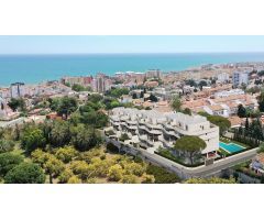 Apartamento de 3 dormitorios y 2 baños con vistas al mar en la mejor zona de Montemar, Torremolinos