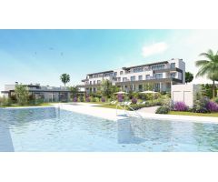 Apartamento bajo de 3 dormitorios con terraza, jardín y vistas al Mar en Valle Romano, Estepona