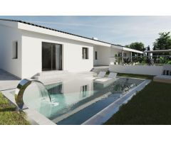 Villa de 4 dormitorios y 4 baños reformada en Golf Los Monteros, Rio Real, Marbella