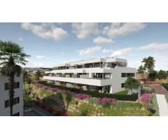 Apartamento planta baja de 2 dormitorios y 2 baños con jardín y Vistas al Mar. Casares