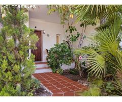 Adosado de 4 dormitorios y 4 baños con vistas al Golf en La Quinta, Benahavís