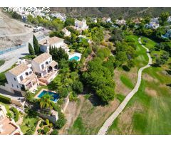 Villa de 5 dormitorios y 4 baños con Vistas al Golf. La Quinta, Benahavís.