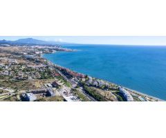 Apartamento planta baja de 2 dormitorios, 2 baños con vistas al mar. Estepona