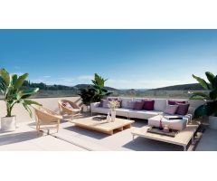 Apartamento planta primera de 2 dormitorios y 2 baños con vistas al mar. Estepona