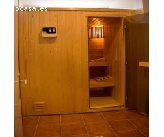 Apartamento ático de 2 dormitorios y 2 baños. Los Pacos, Fuengirola