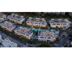 Pareado de 4 dormitorios y 4 baños. Nueva Milla de Oro, Estepona