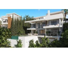 Villa de lujo de 3 dormitorios y 3 baños con vistas al mar. Estepona