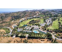 Adosado de 2 dormitorios, 2 baños y jardín. La Cala Golf, Mijas Costa