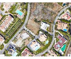 Parcela urbana de 1.195 m2 con vistas al mar en Los Flamingos. Benahavís