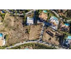 Parcela urbana de 1.195 m2 con vistas al mar en Los Flamingos. Benahavís
