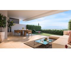 Ático dúplex de 2 dormitorios y 2 baños con vistas al mar. El Higuerón, Fuengirola