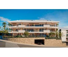 Apartamento planta baja de 3 dormitorios y 2 baños con jardín. El Higuerón, Fuengirola