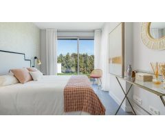 Ático de 4 dormitorios y 3 baños con vistas al mar. El Chaparral, Mijas Costa