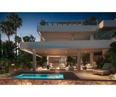 Ático de 4 dormitorios, 4 baños, vistas al mar. Cabopino, Marbella Este