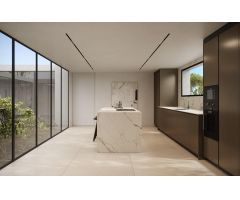 Bajo dúplex de 4 dormitorios y 4 baños con vistas al mar. La Quinta, Benahavís