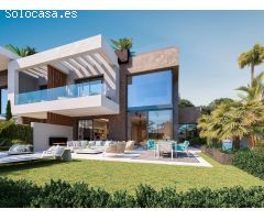 Pareado de 4 dormitorios y 5 baños con vistas al mar. Río Real, Marbella Este