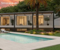 Villa de 3 dormitorios,  3 baños y piscina en Puerto del Almendro. Benahavís