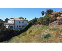 Parcela urbana en tranquila urbanización cerrada y privada. Vistas al mar. Mijas