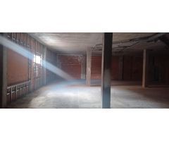 amplio local comercial con muchas posibilidades, todo esterior