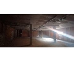 amplio local comercial con muchas posibilidades, todo esterior