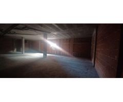 amplio local comercial con muchas posibilidades, todo esterior