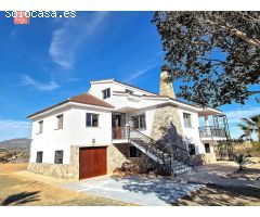 VILLA EXCEPCIONAL CON VISTAS ESPECTACULARES  PISCINA PRIVADO Y 5000 METROS DE PARCELA GEA Y TRUYOL