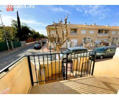 CASA ADOSADO CON 3 DORMITORIOS Y GARAJE PRIVADO EN LOS ALCAZARES