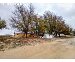 Venta de Finca  con casa en Cobeña