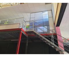 Amplia Nave en zona El Torno