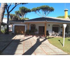Chalet urbano en zona Playa de la Barrosa