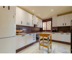 Villa en Venta en Benahavís, Málaga