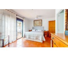 PRECIOSA CASA  A LA VENTA EN BENAHAVIS
