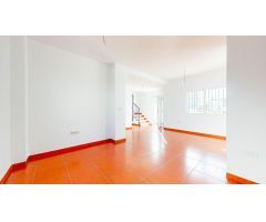 Acogedor chalet adosado en venta. Obra nueva